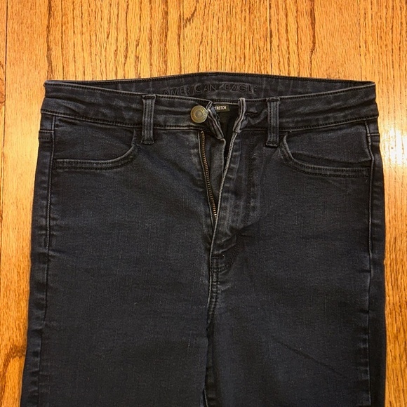 Next Level High-Waisted Jeans - Picture 3 of 5